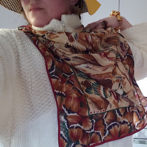 Large Handpainted Japanese Silk Watercolor Scarf Vintage ACUTE Bird Scarf - Picture 5 of 16